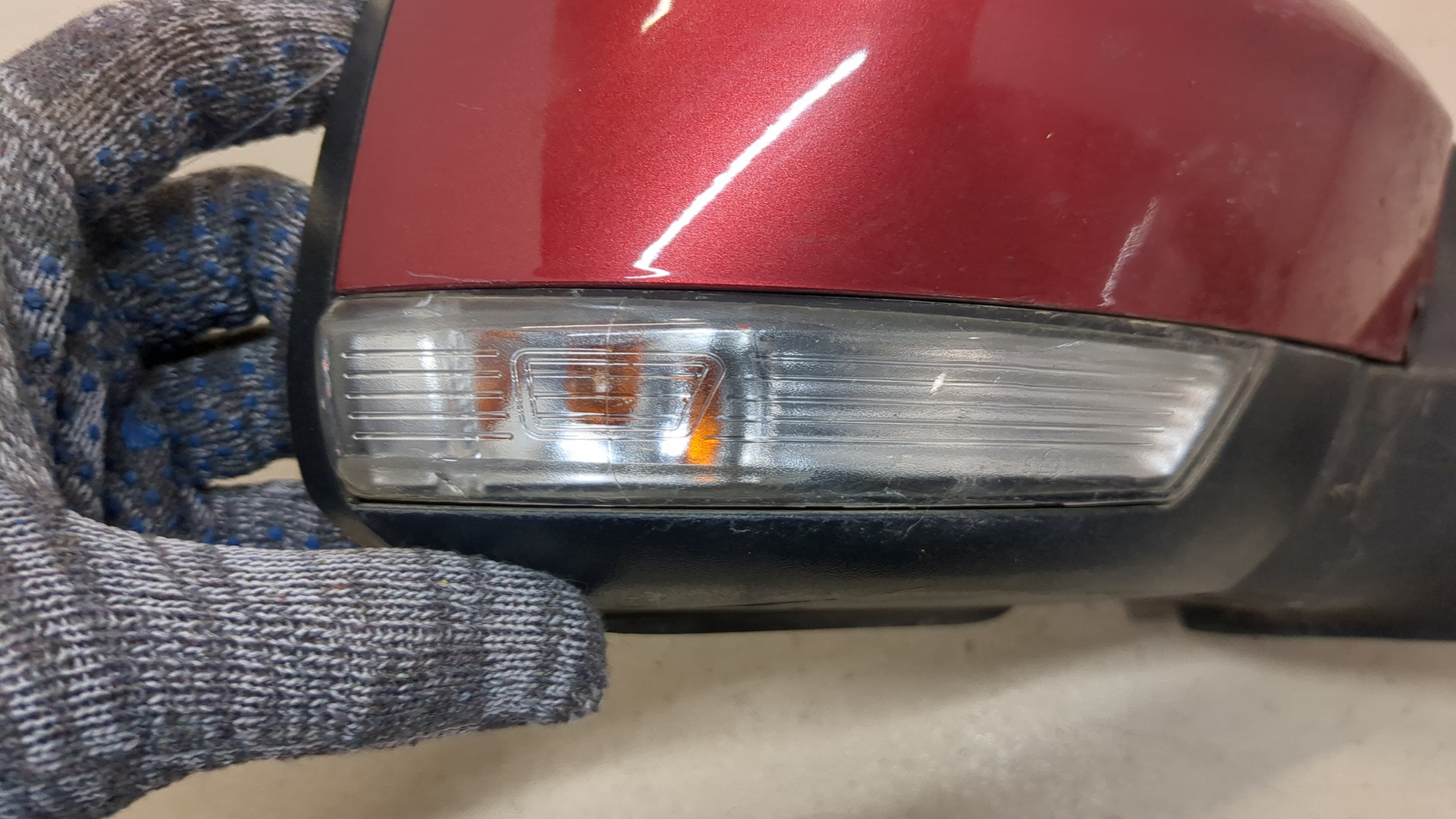 Зеркало правое электрическое