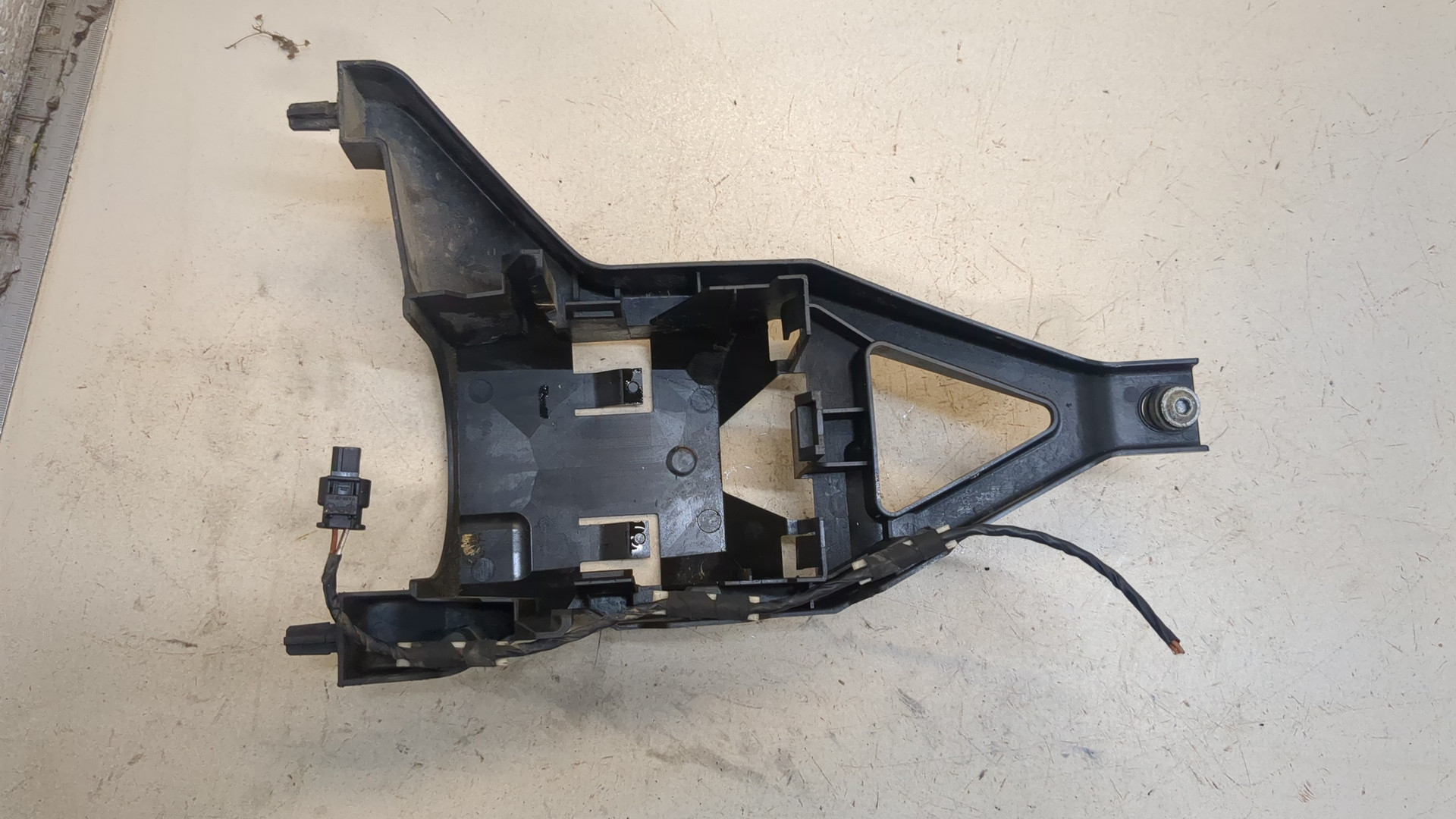 Кронштейн электронного блока управления / контроля