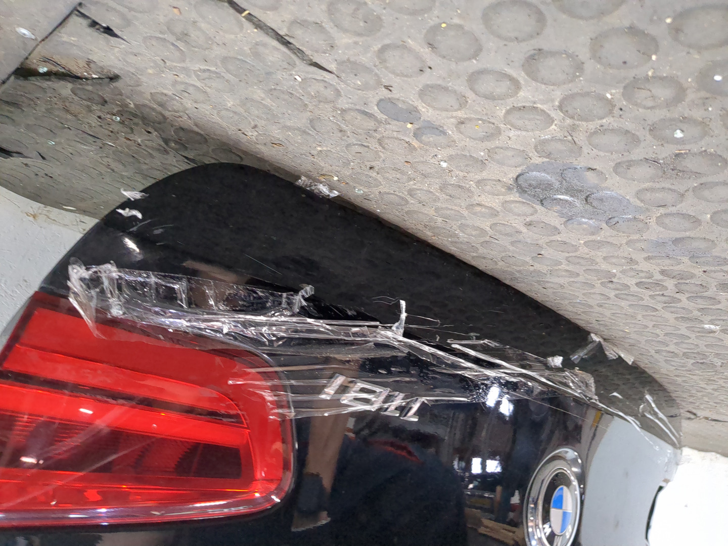 Дверь багажника