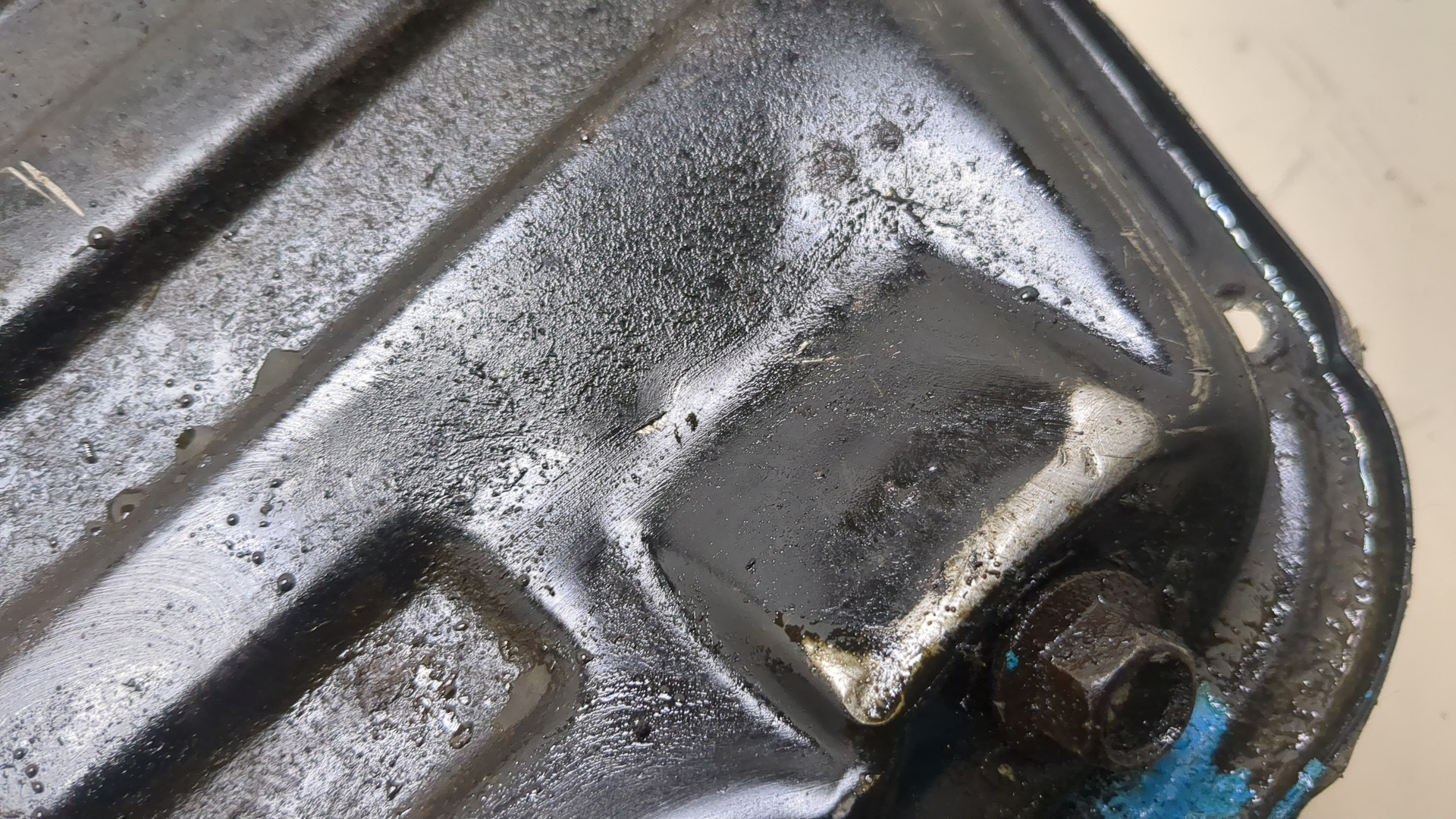 Поддон масляный двигателя (картер)