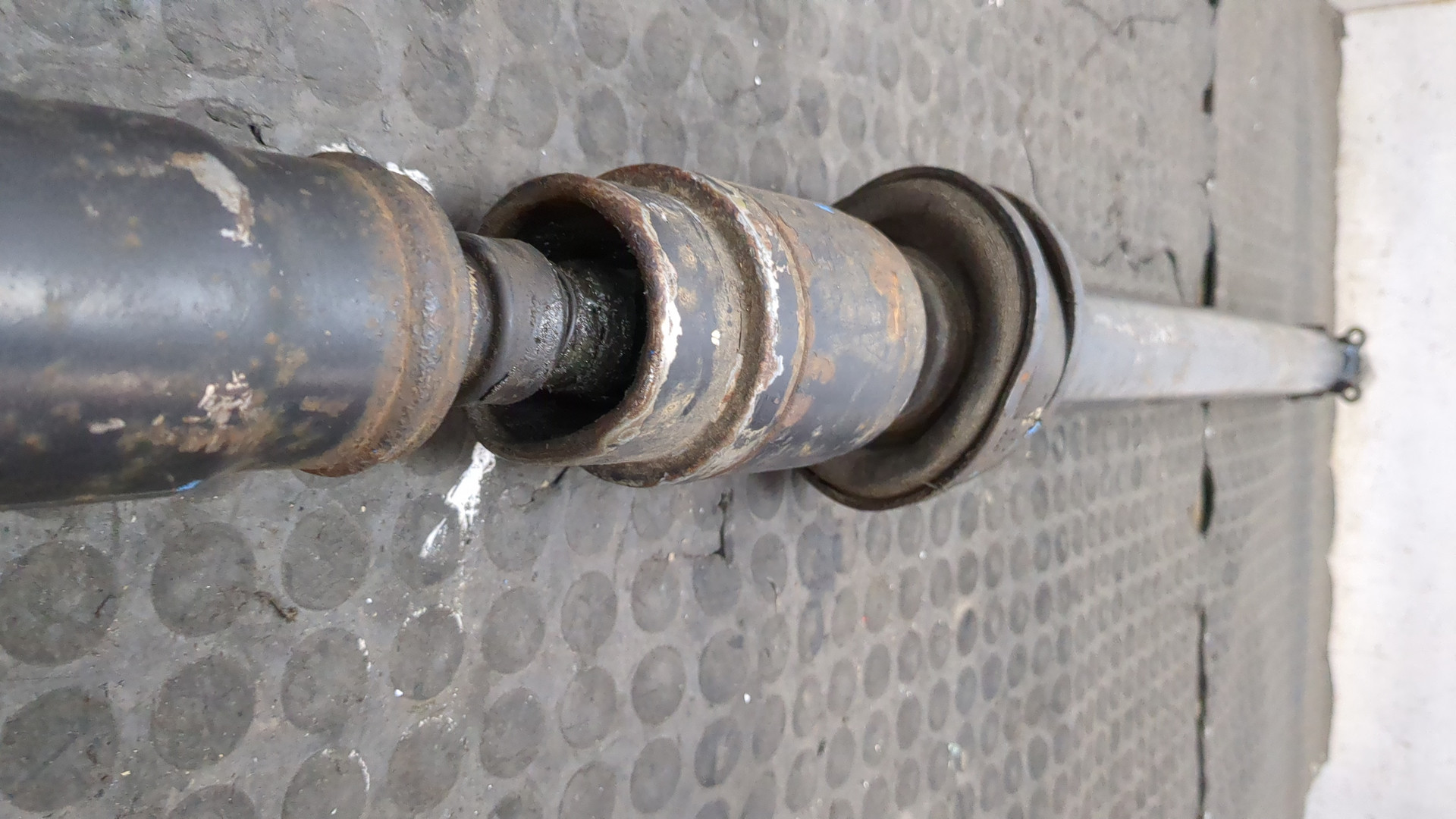 Вал карданный задний