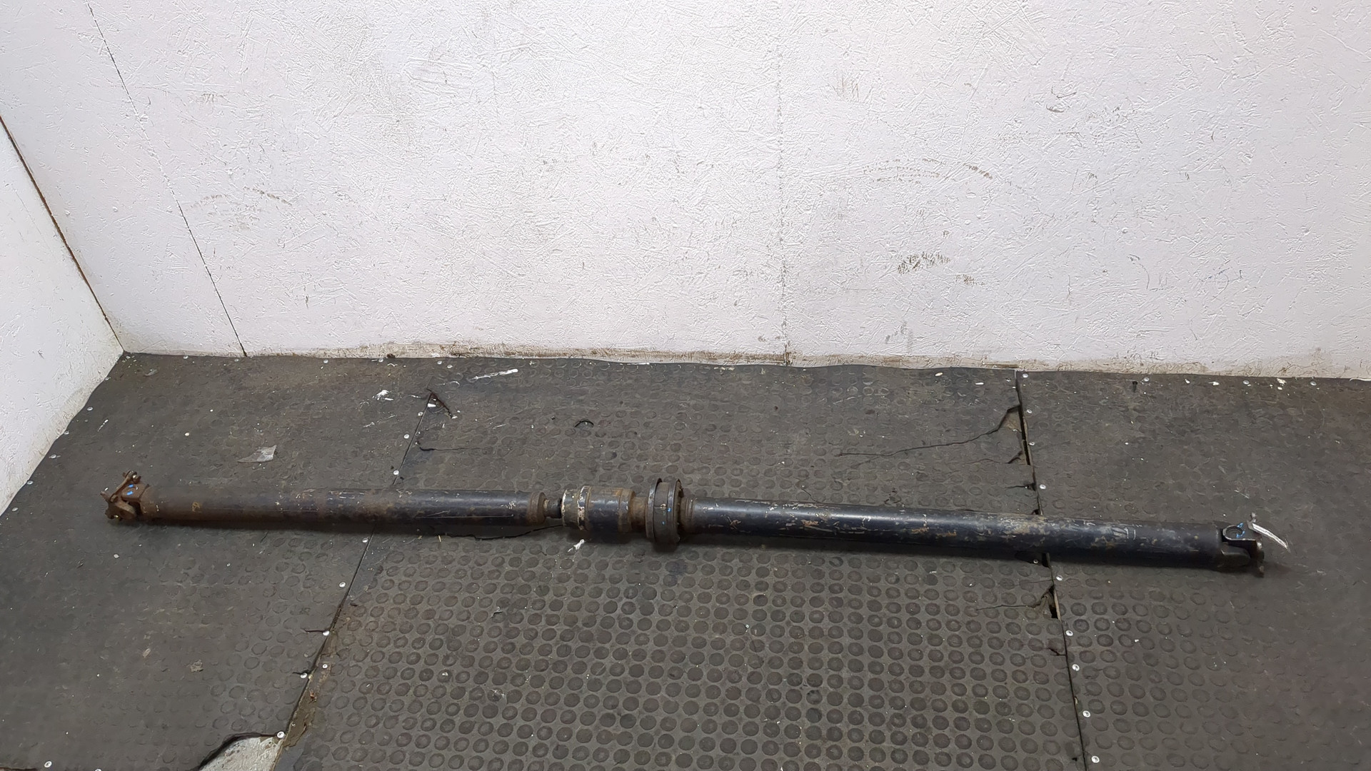 Вал карданный задний