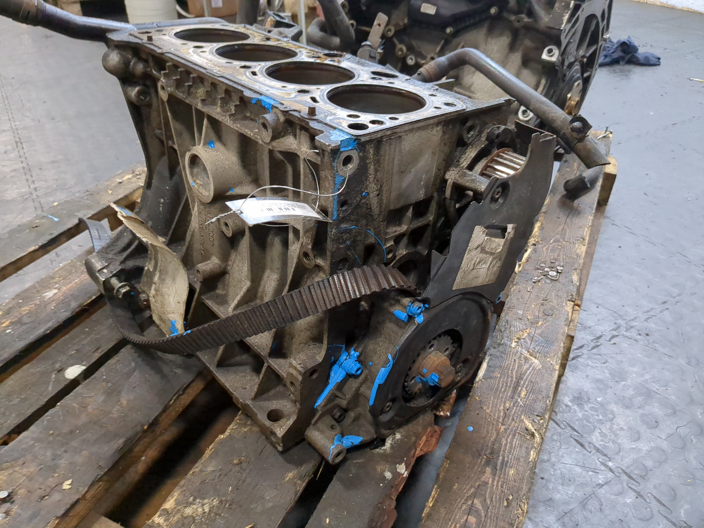 Блок двигателя