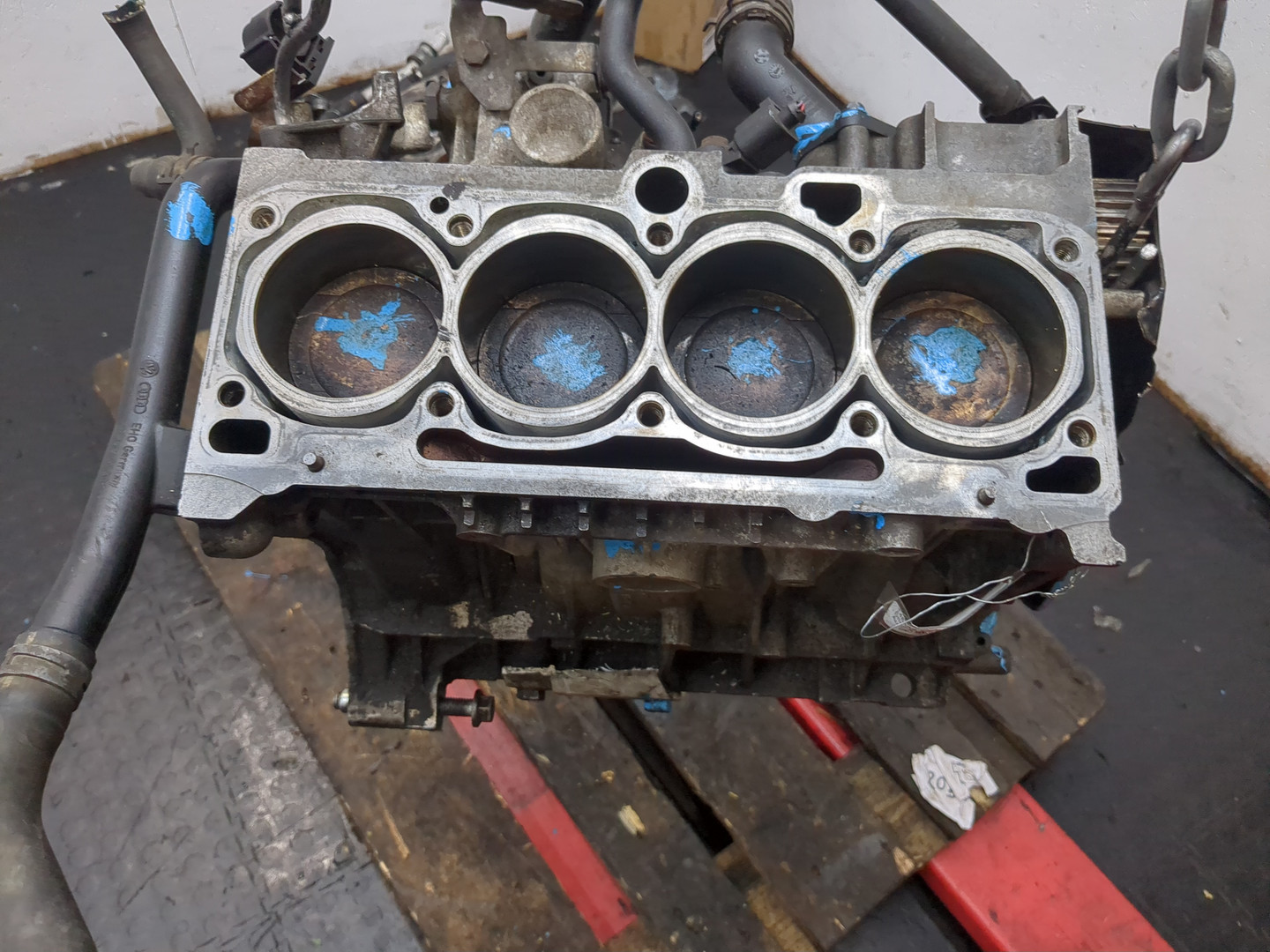 Блок двигателя