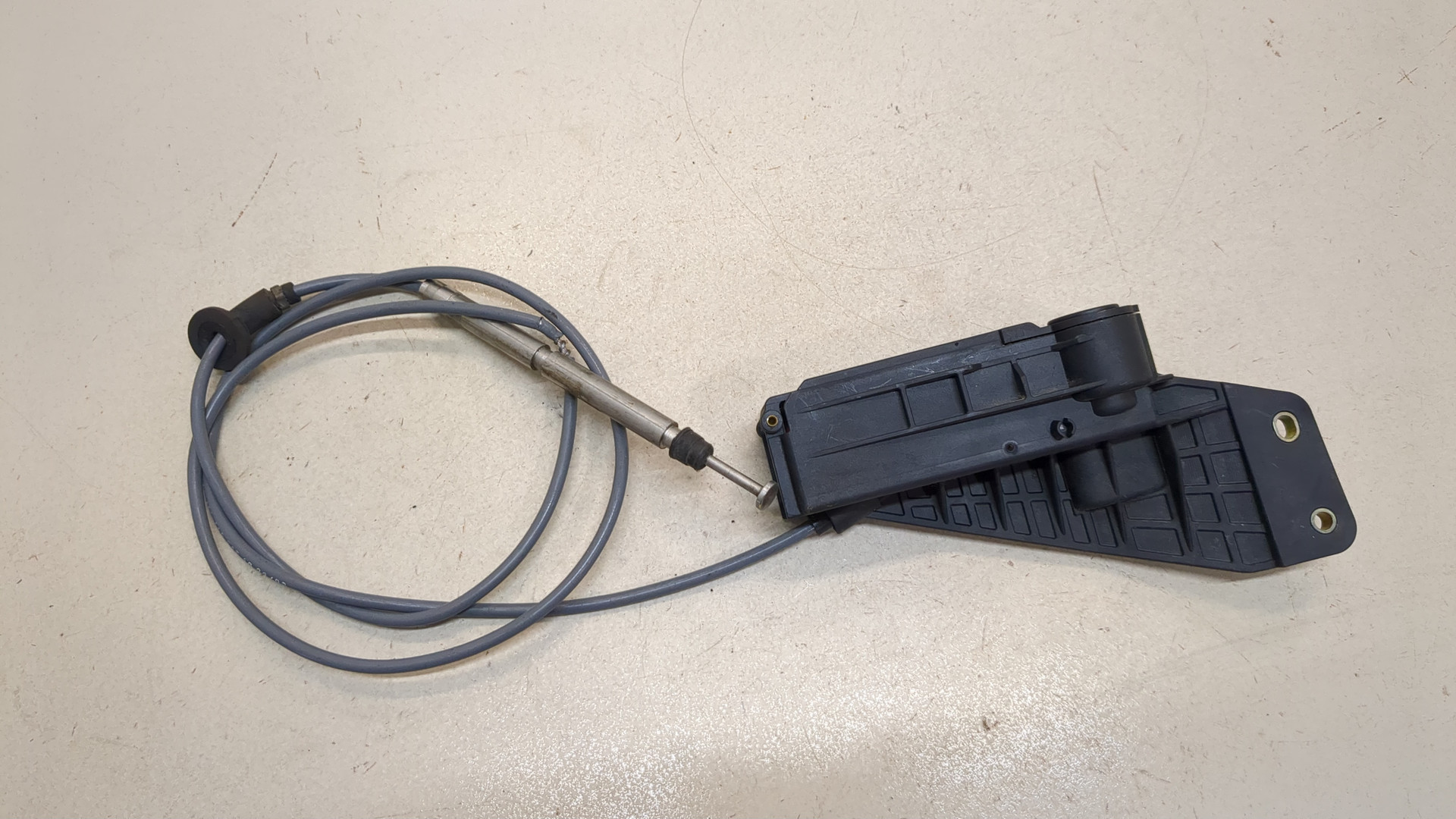 Трос КПП (выбора/переключения передач)