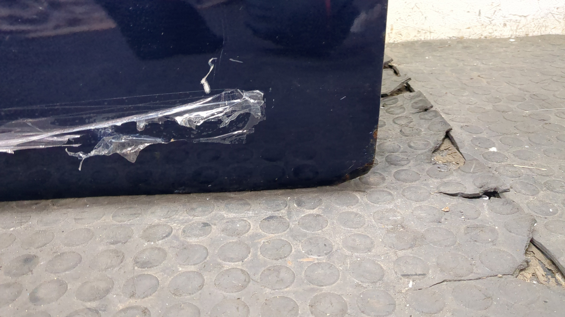 Дверь передняя левая