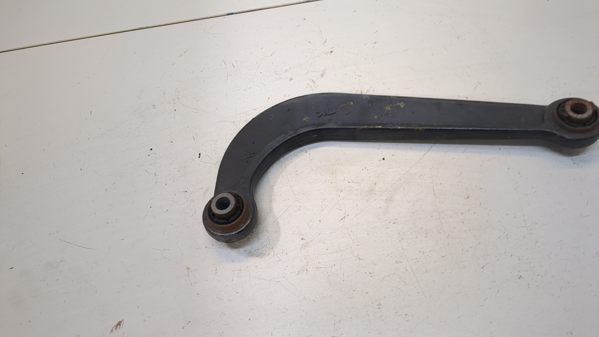 Рычаг задний