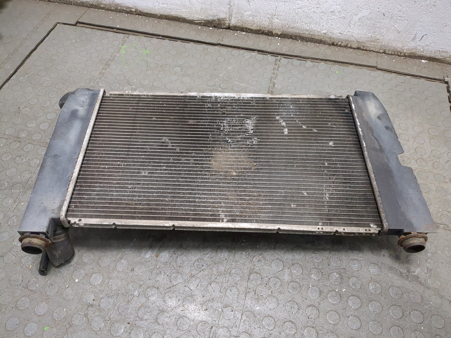 Радиатор охлаждения двигателя основной