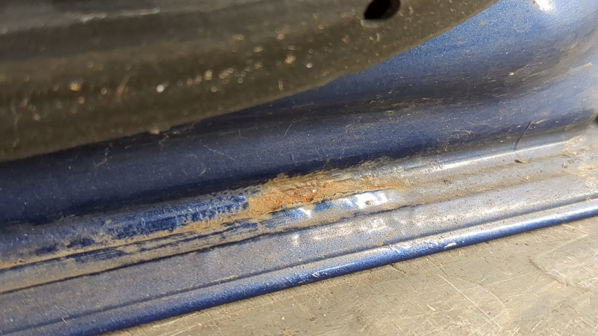 Дверь задняя левая