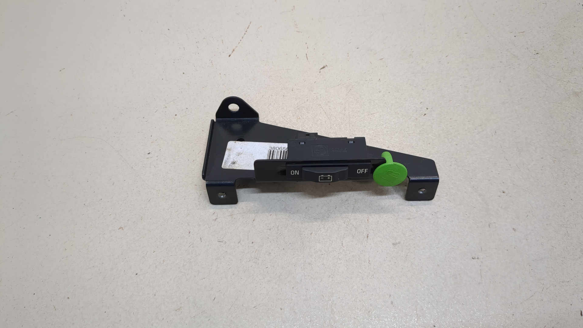 Выключатель массы