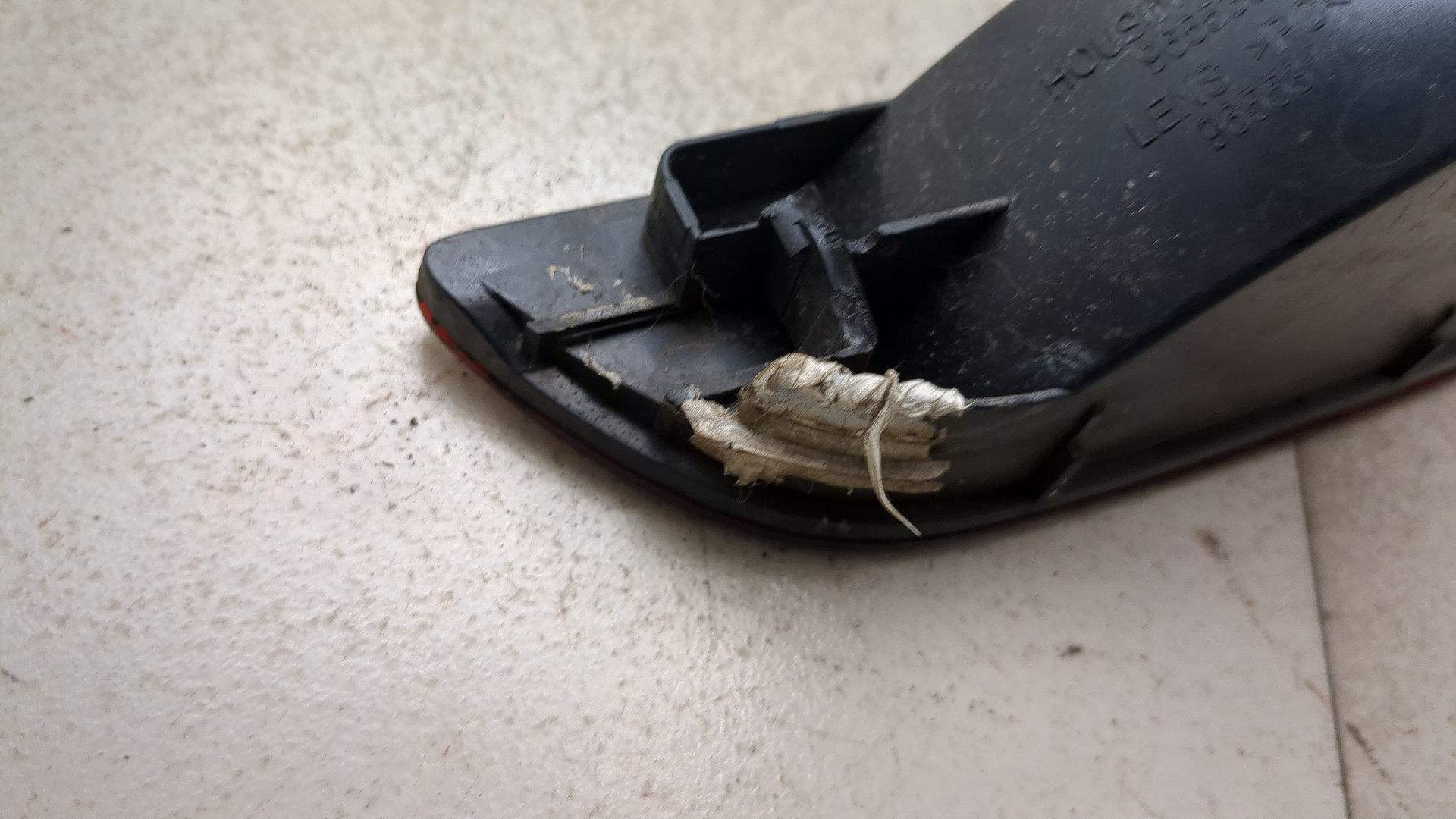 Фонарь задний противотуманный