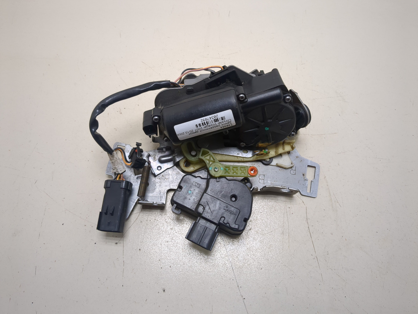 Замок двери сдвижной