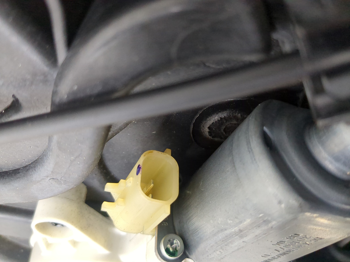 Стеклоподъемник электр. задний левый