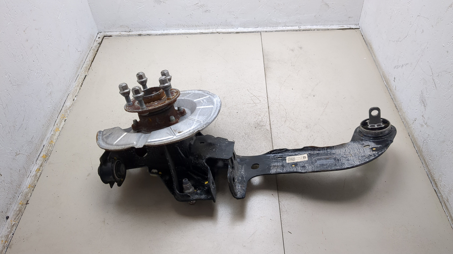 Кулак поворотный задний правый