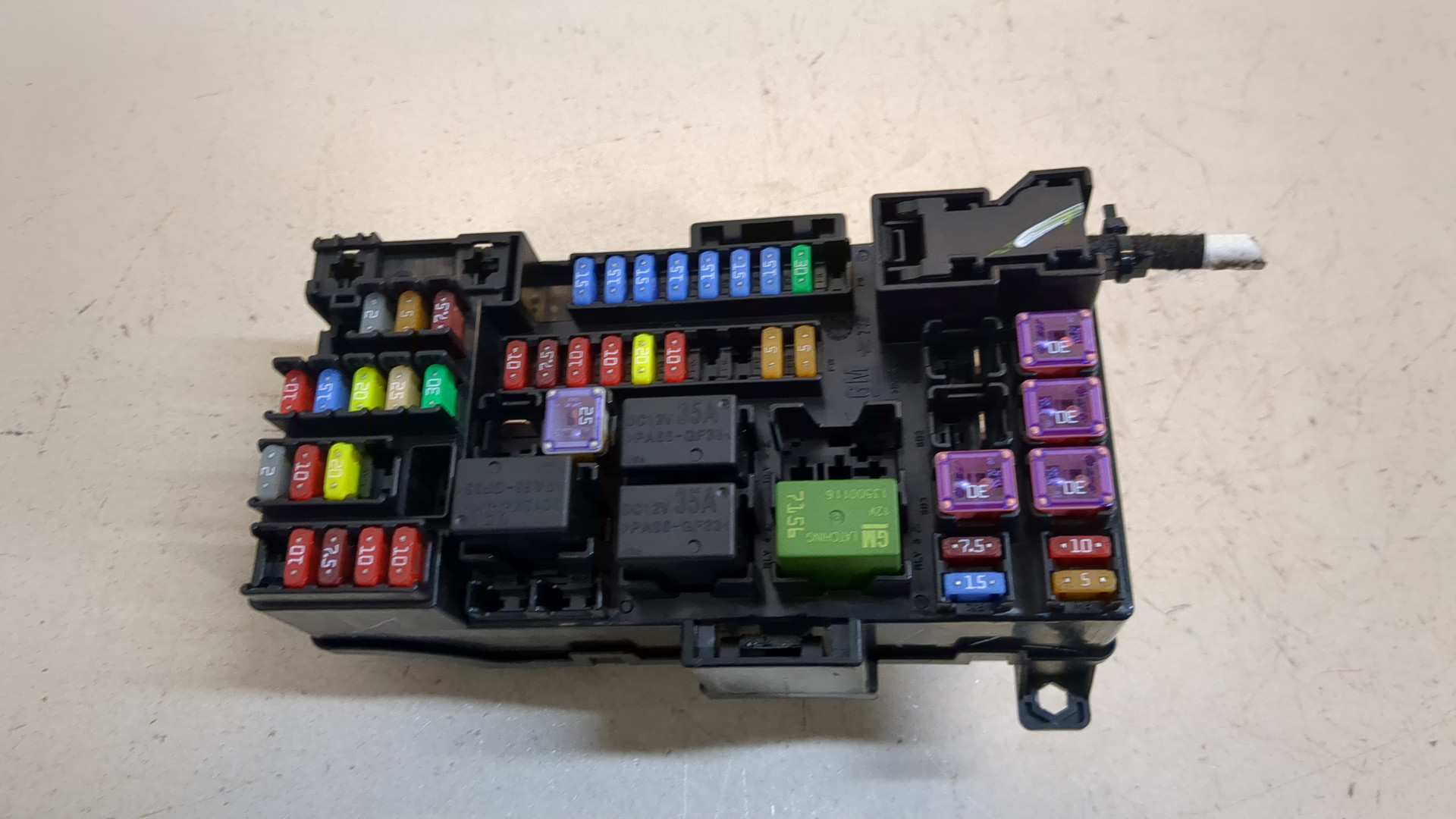 Блок предохранителей