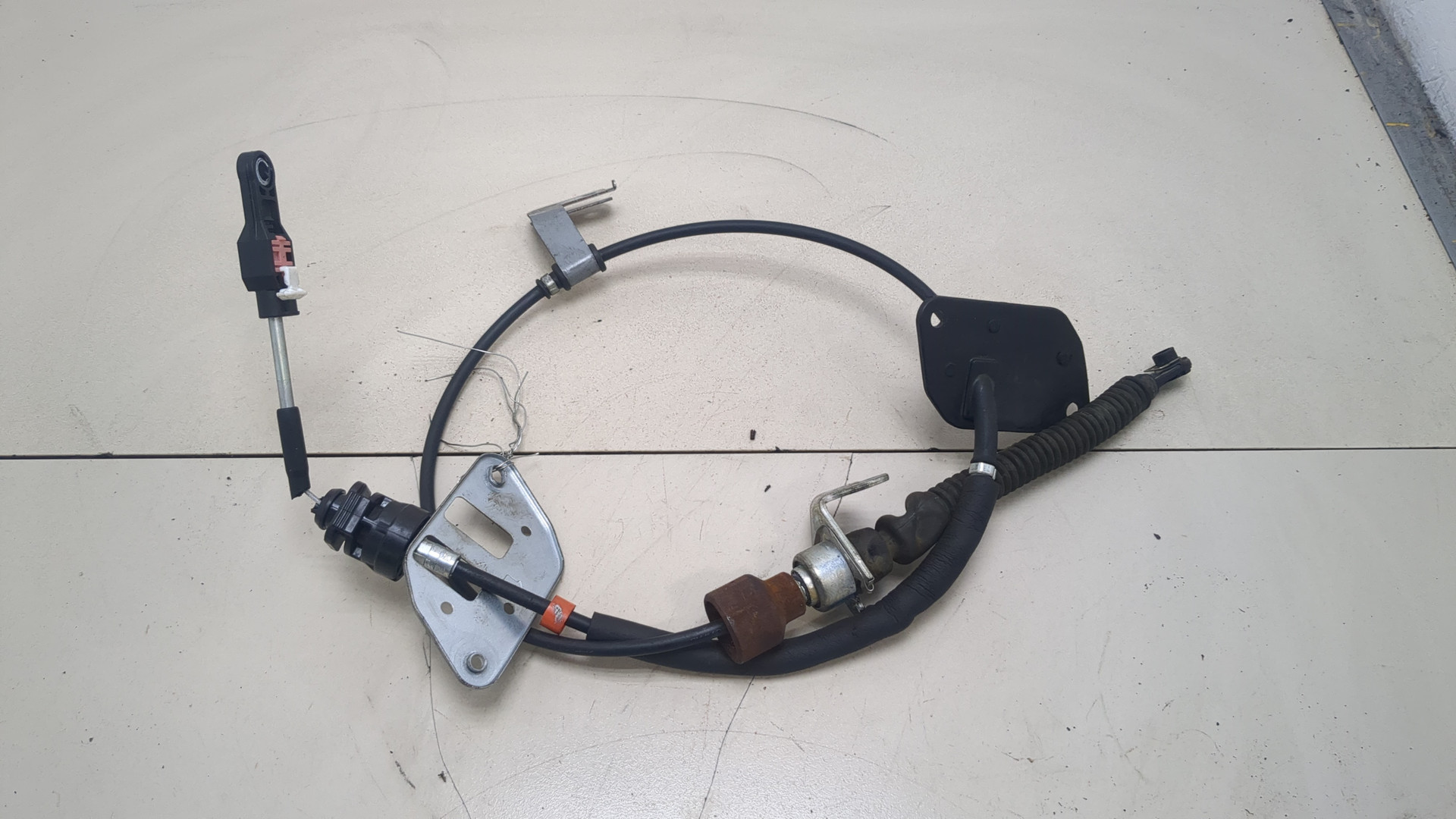 Трос КПП (выбора/переключения передач)