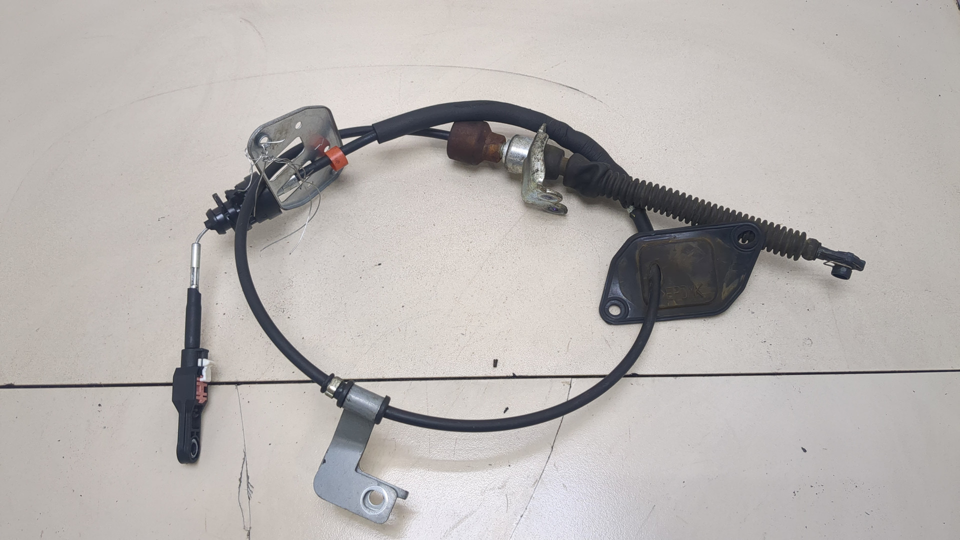 Трос КПП (выбора/переключения передач)