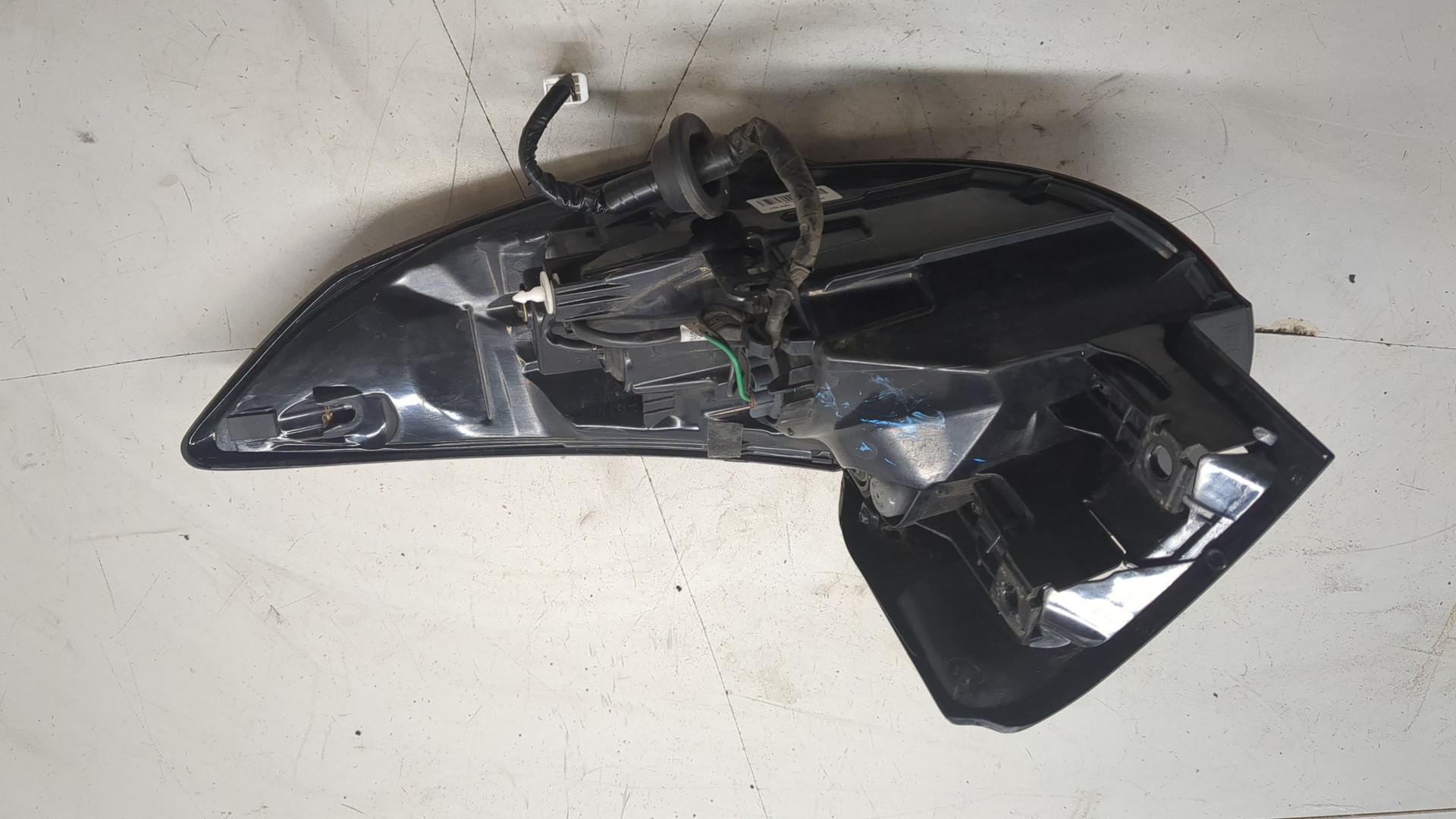 Фонарь задний левый