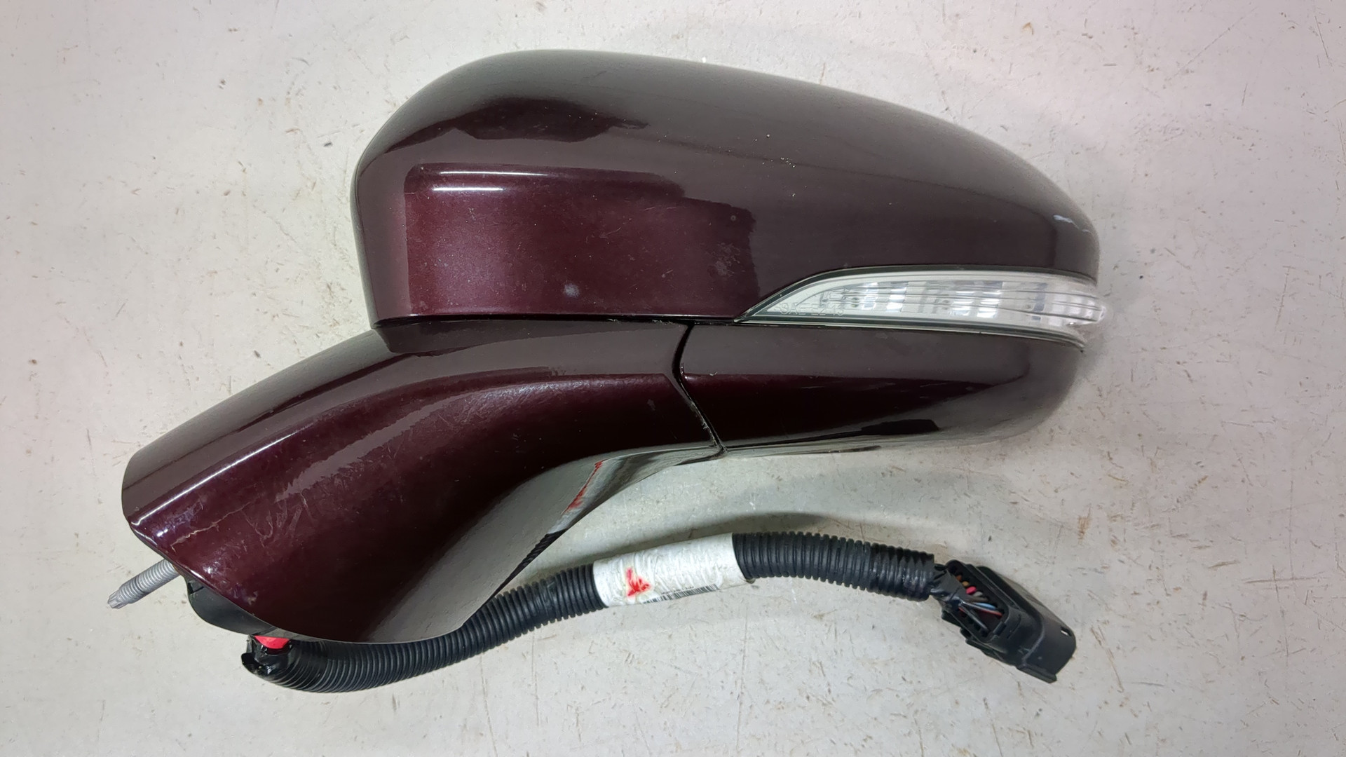 Зеркало левое электрическое