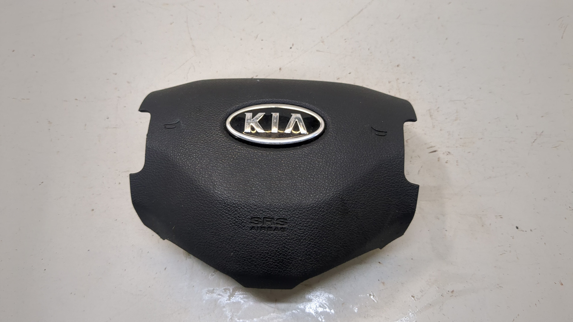 Подушка безопасности в рулевое колесо