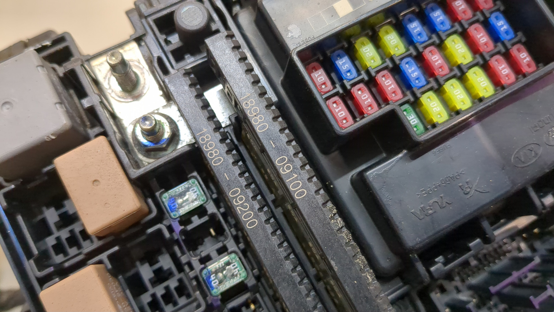 Блок предохранителей