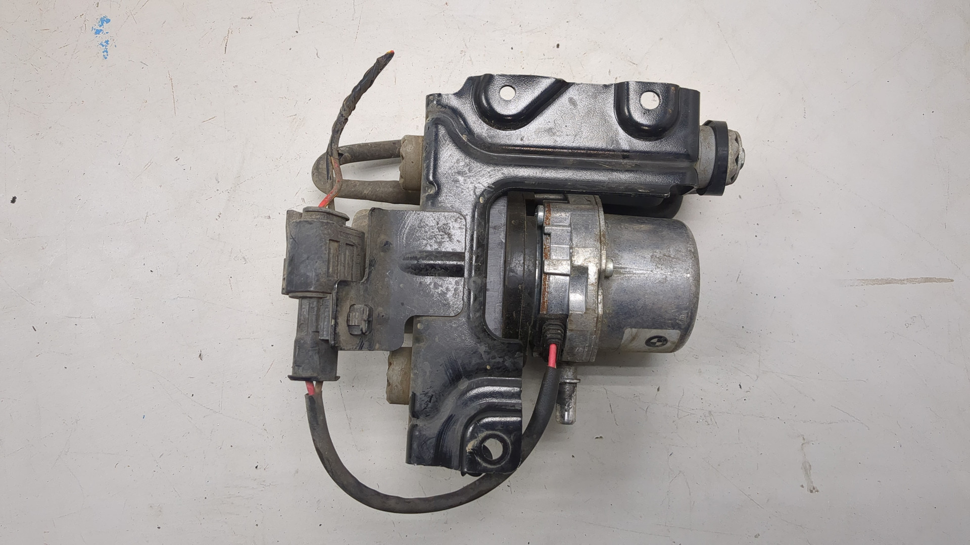 Насос вакуумный