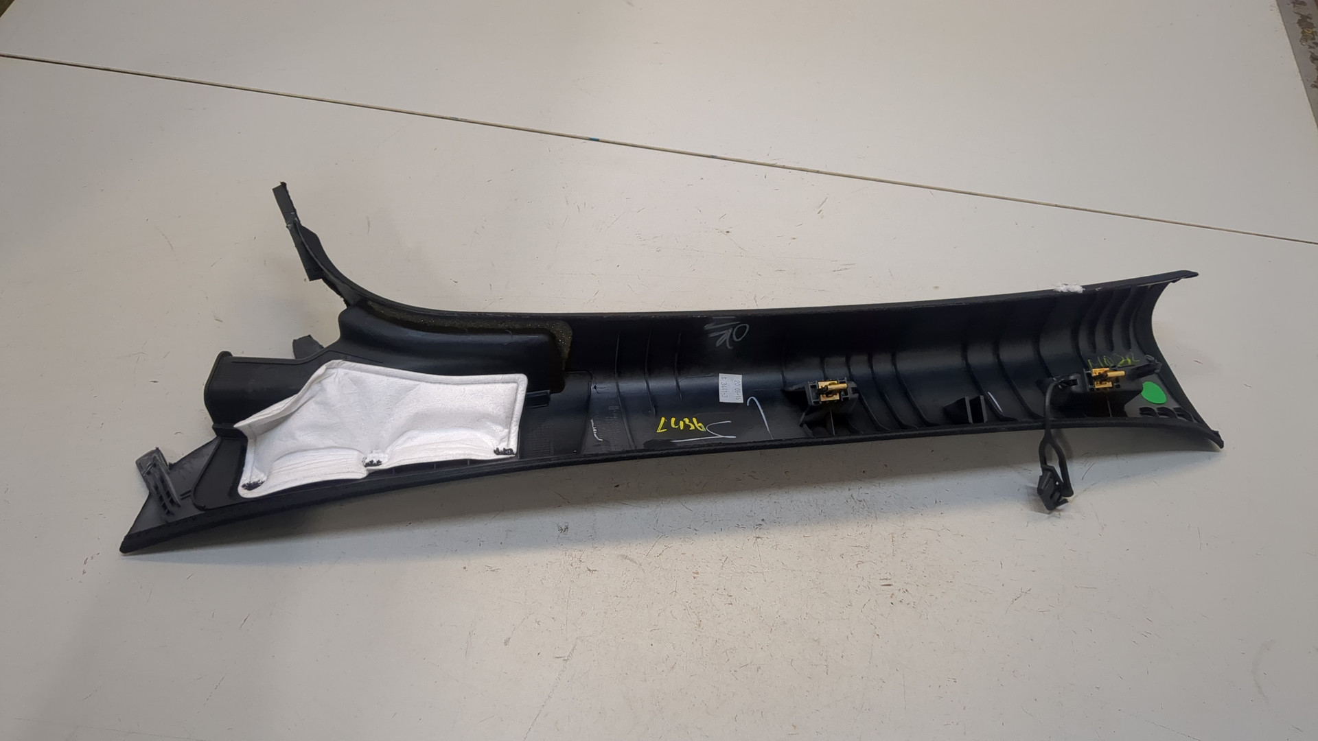 Обшивка стойки