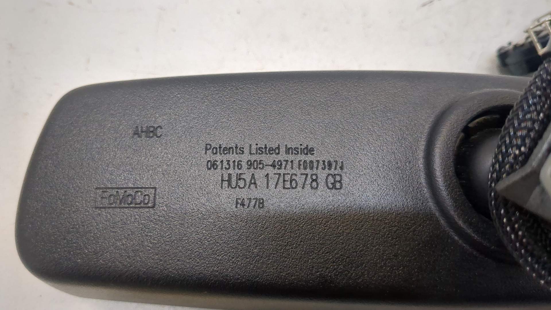 Зеркало заднего вида