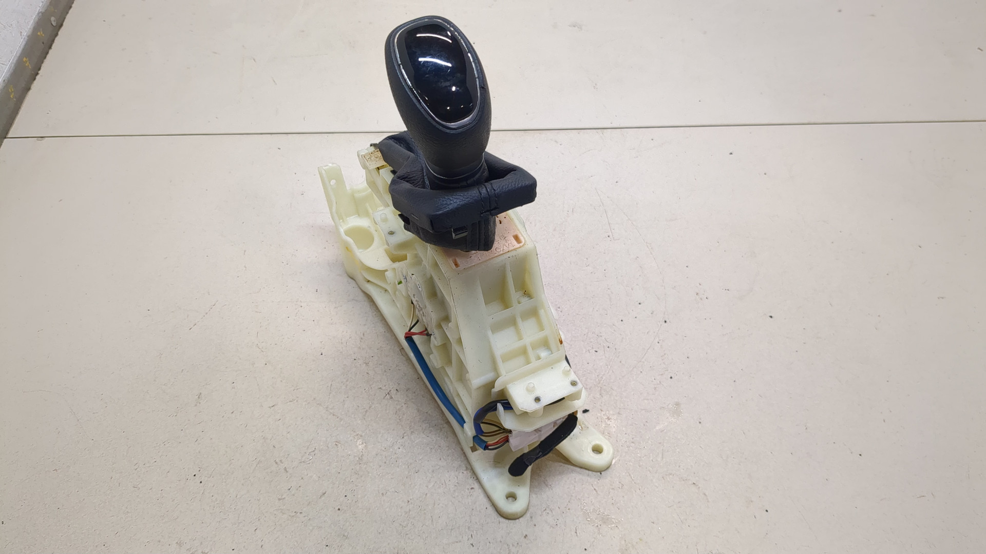 Кулиса МКПП / АКПП