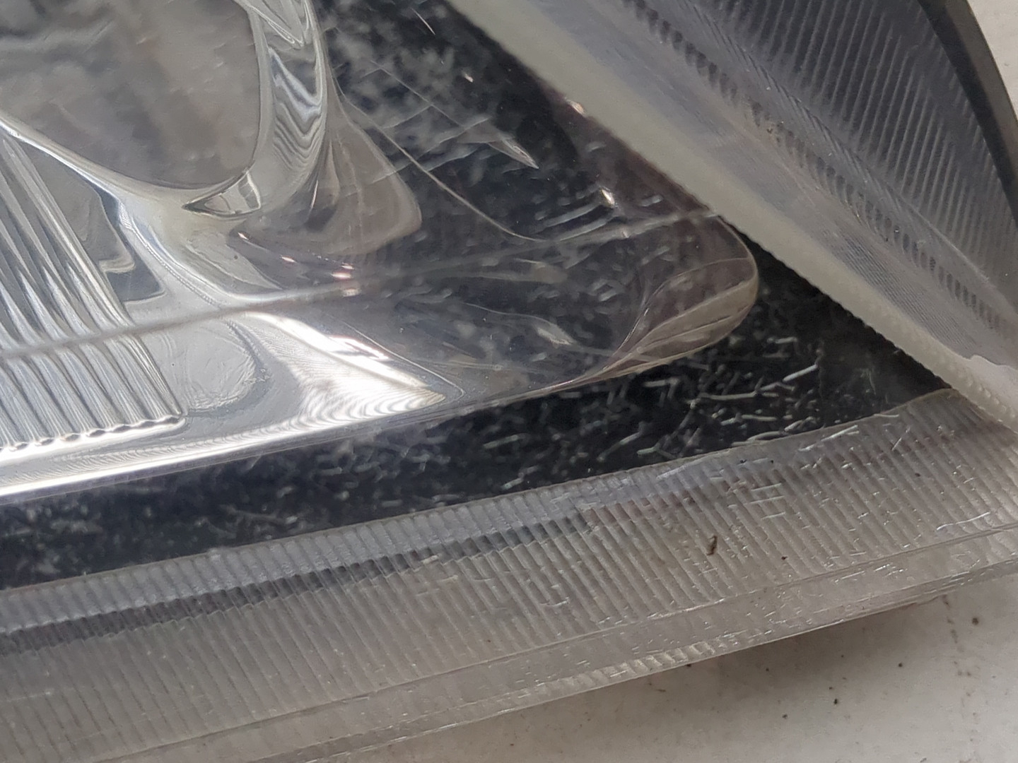 Фара правая