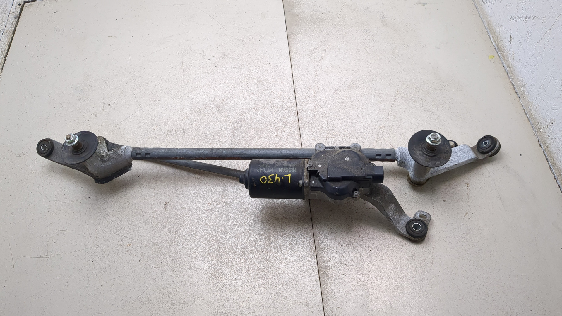 Трапеция стеклоочистителей