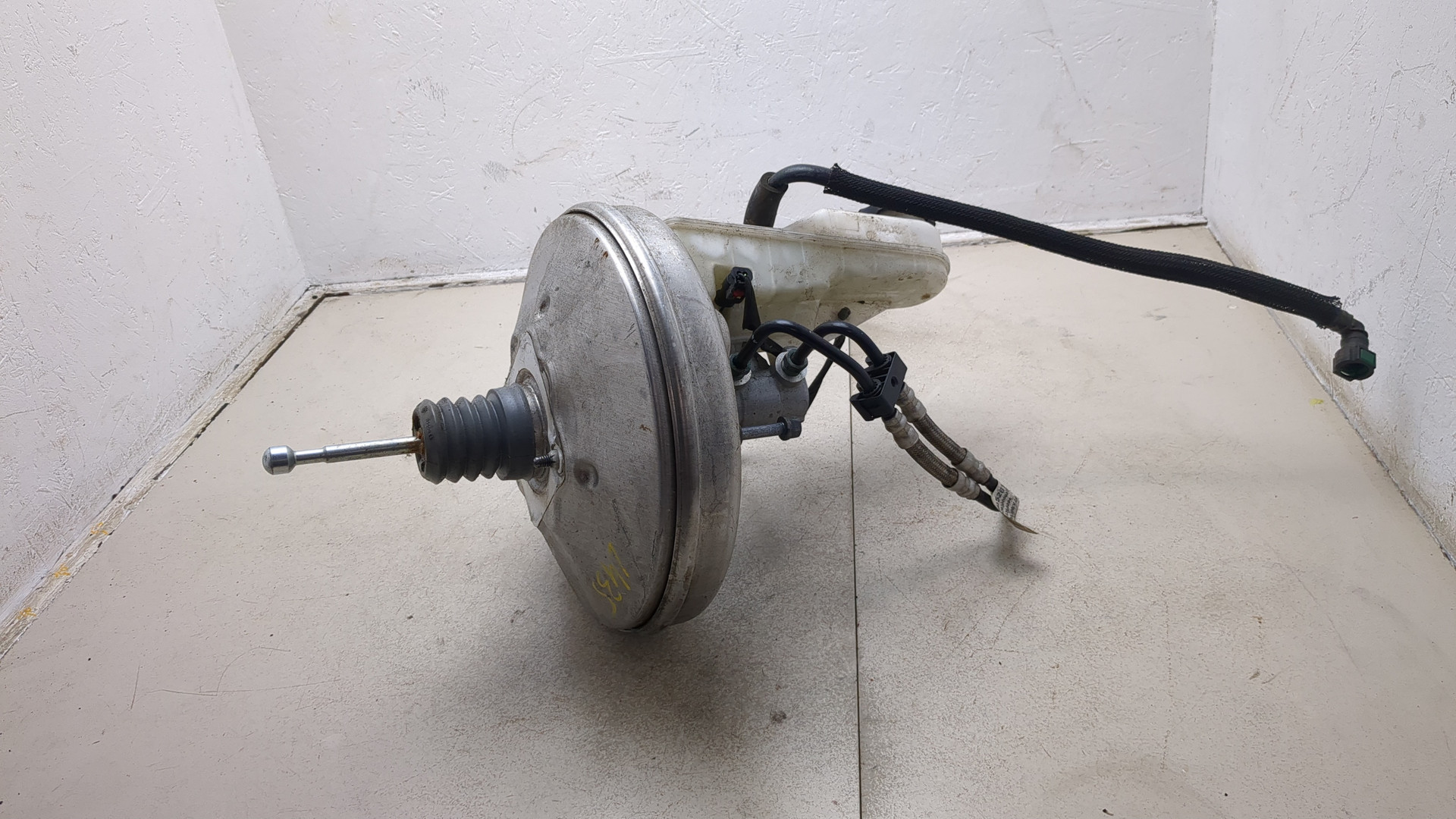 Цилиндр тормозной главный