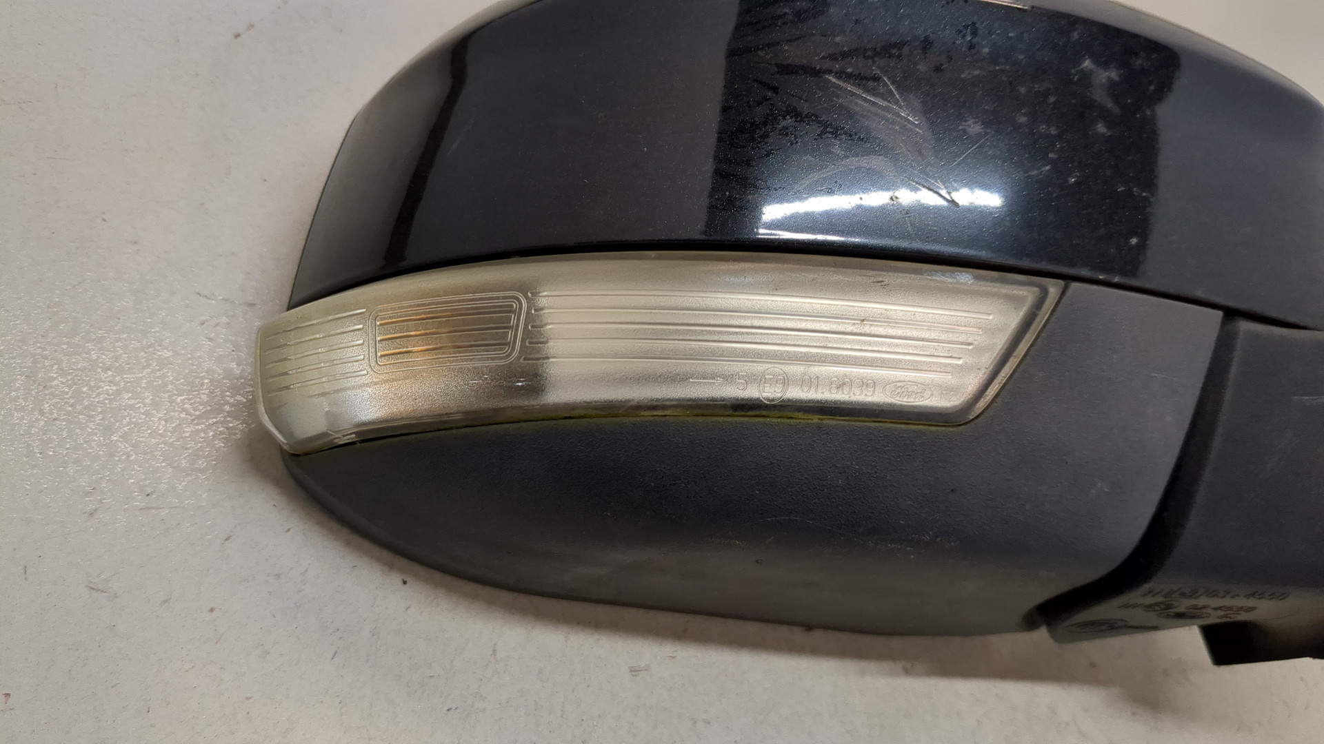 Зеркало правое электрическое