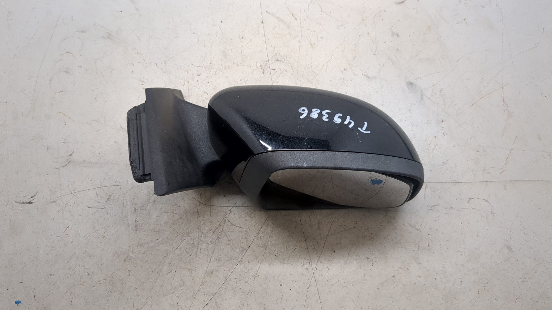 Зеркало правое электрическое