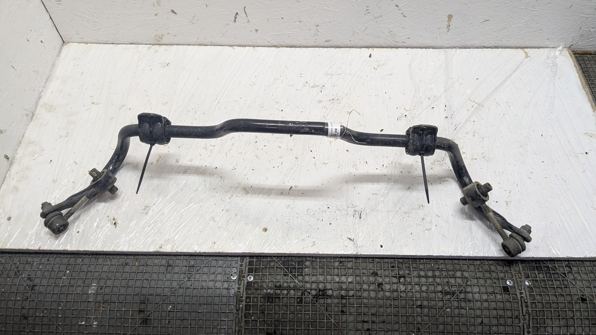 Стабилизатор задний