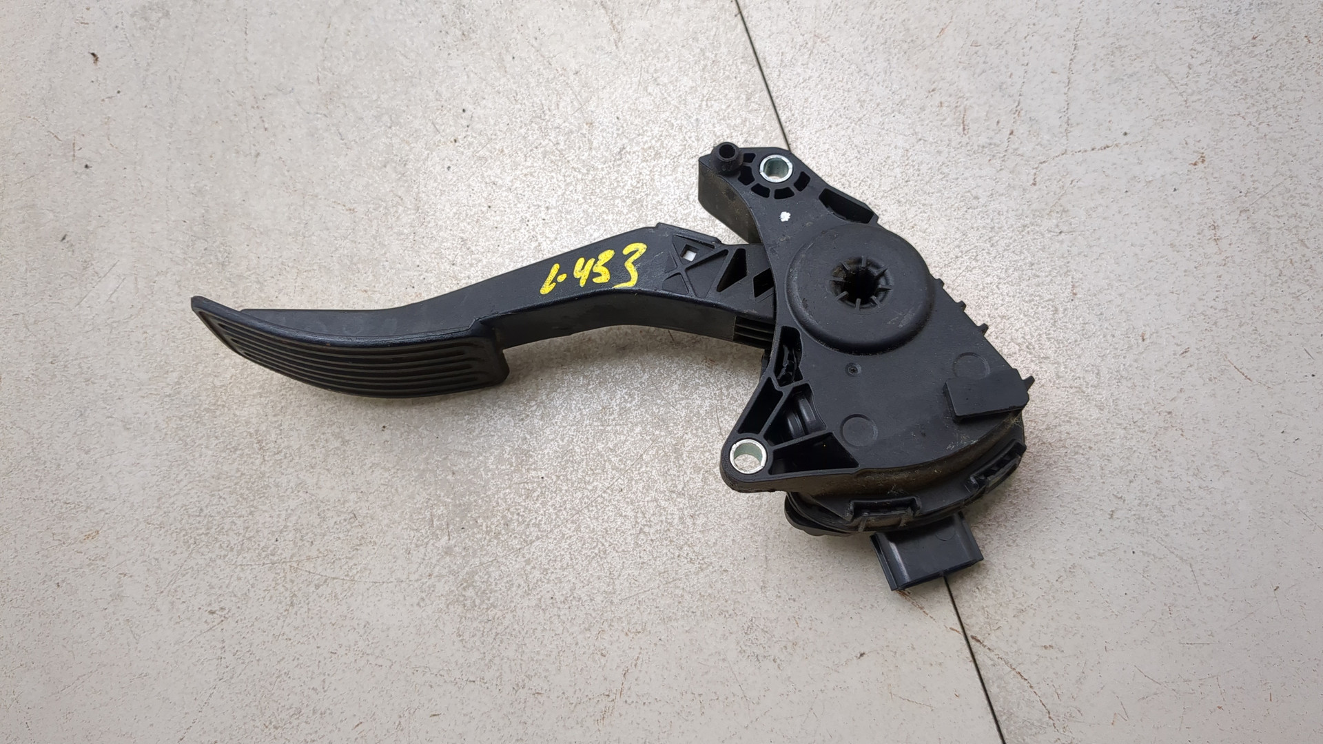 Педаль газа