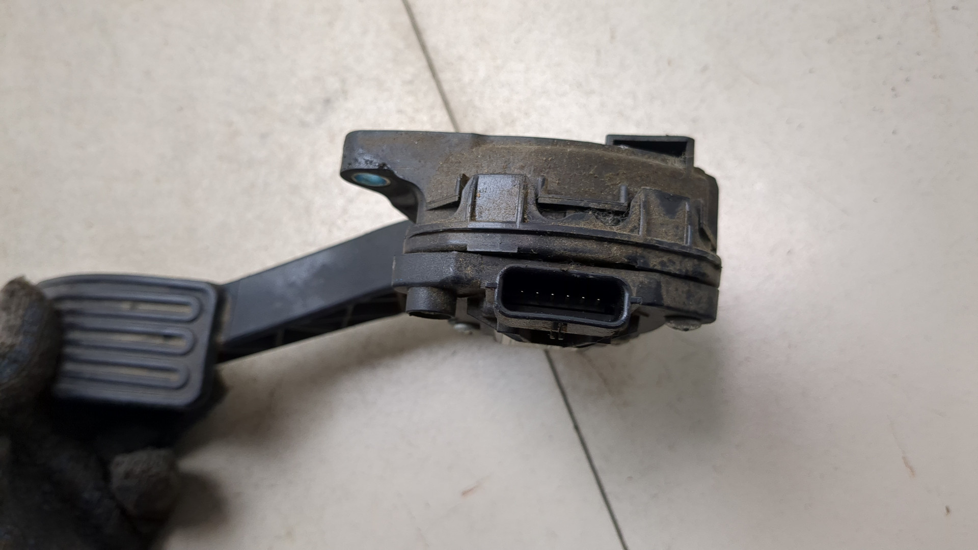 Педаль газа