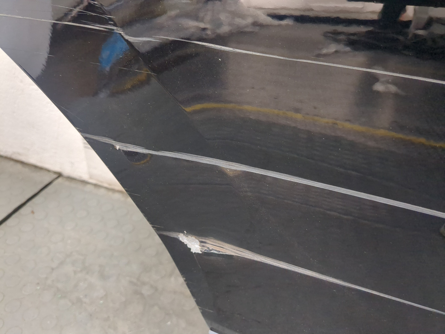 Дверь задняя правая