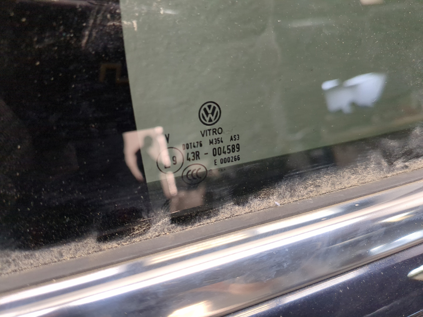 Дверь задняя правая