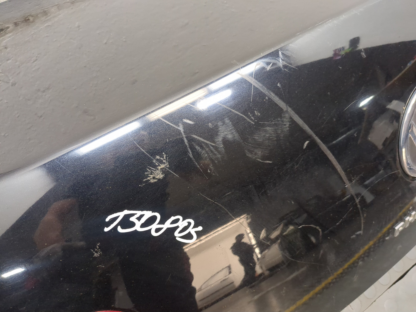 Дверь багажника