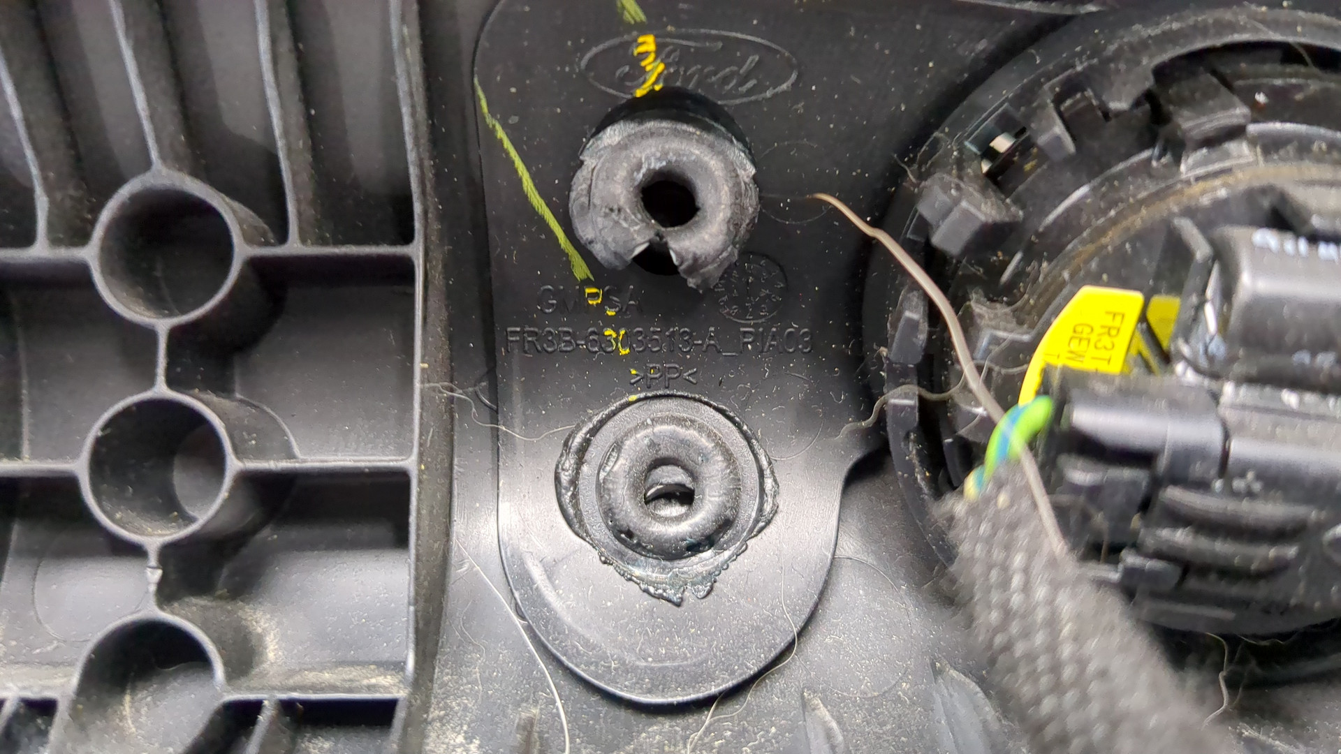 Обшивка стойки