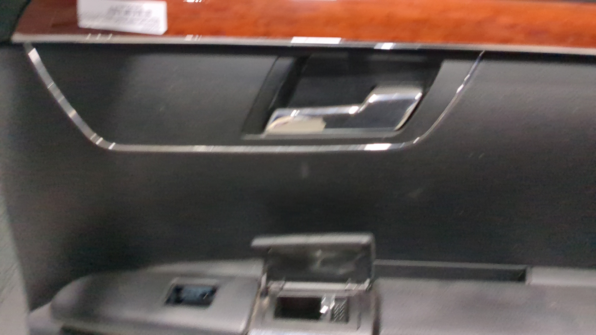 Обшивка двери задней правой