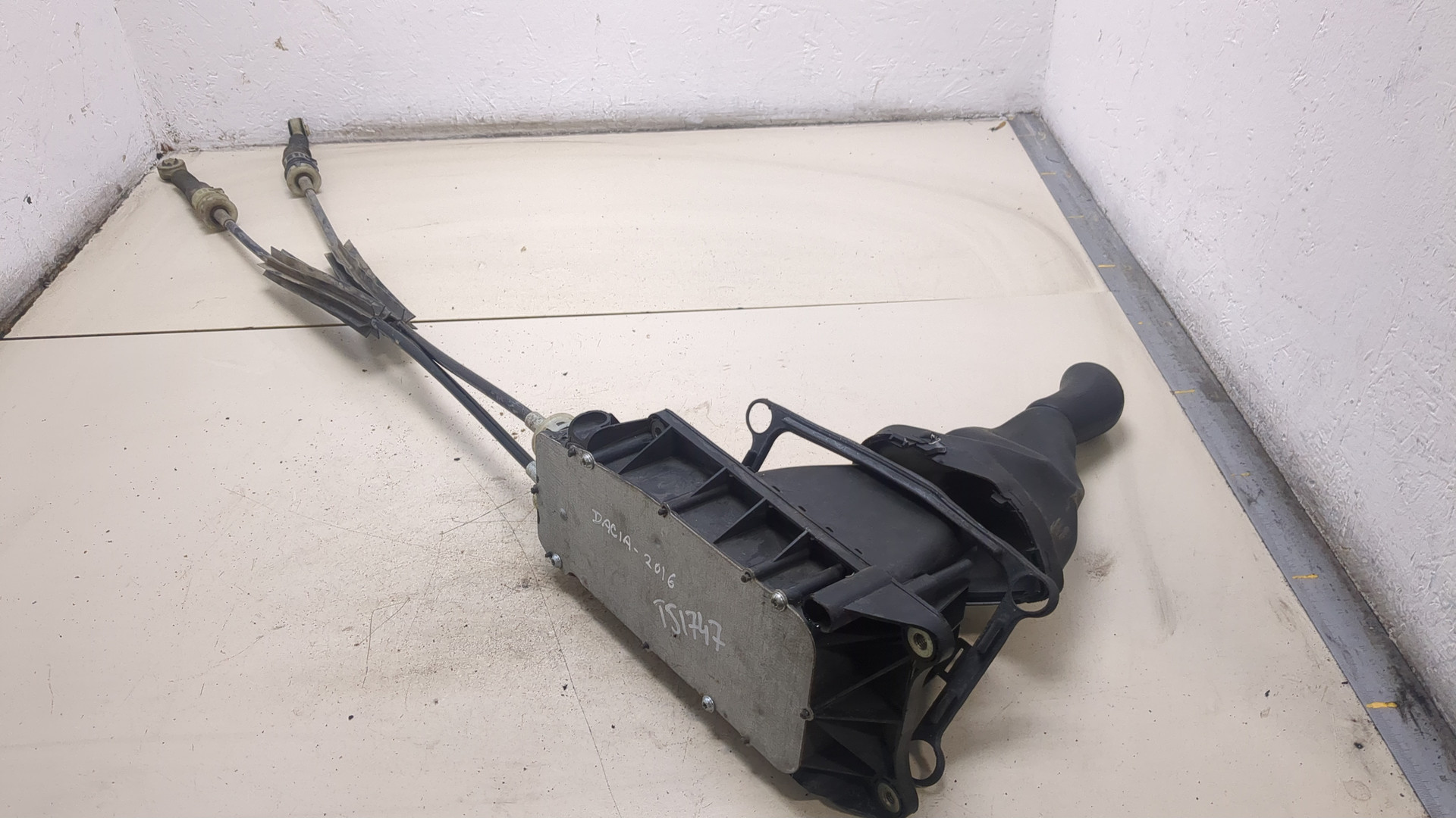 Кулиса МКПП / АКПП