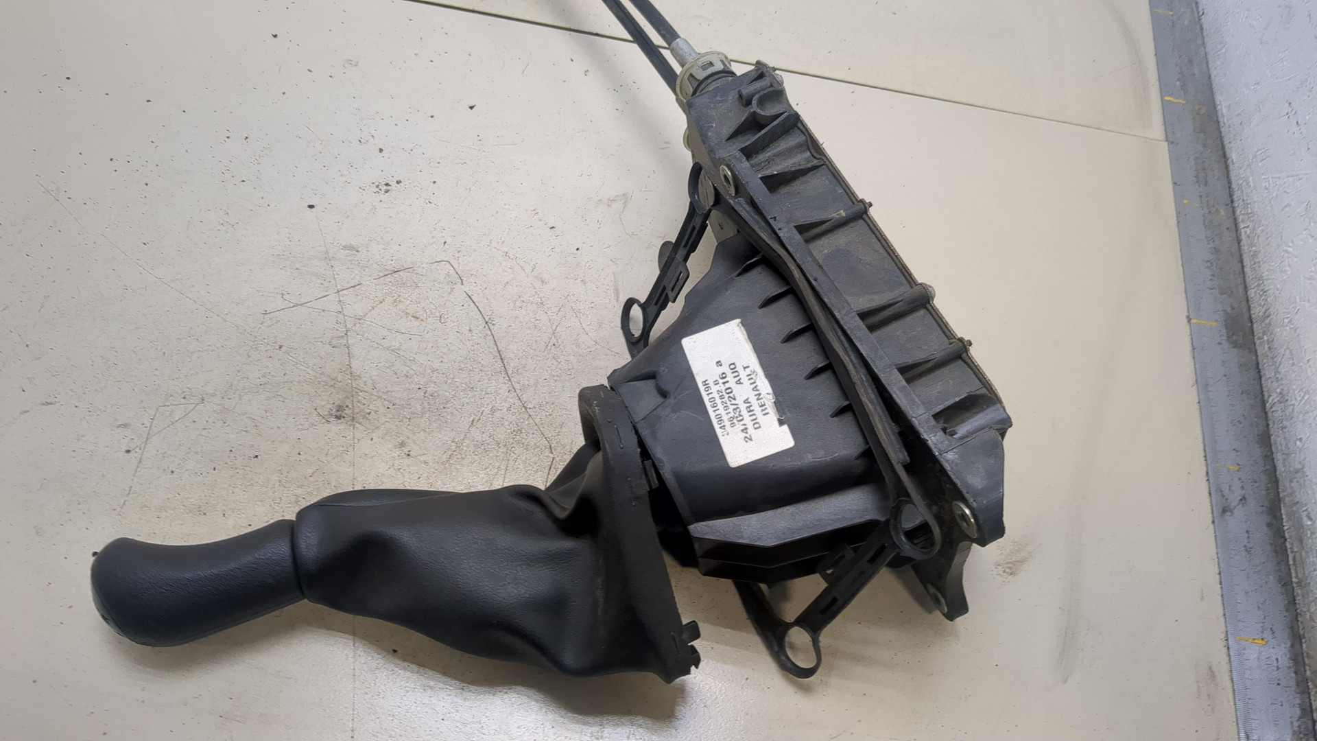 Кулиса МКПП / АКПП