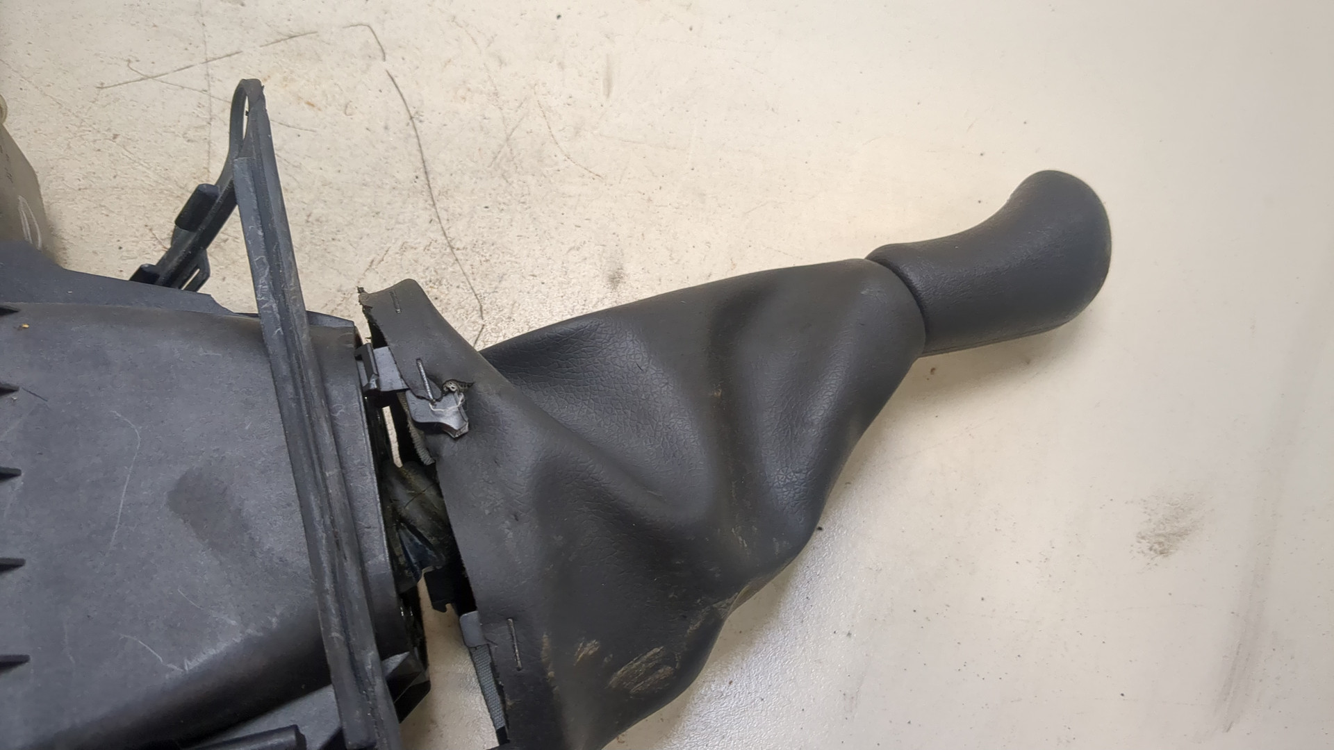 Кулиса МКПП / АКПП