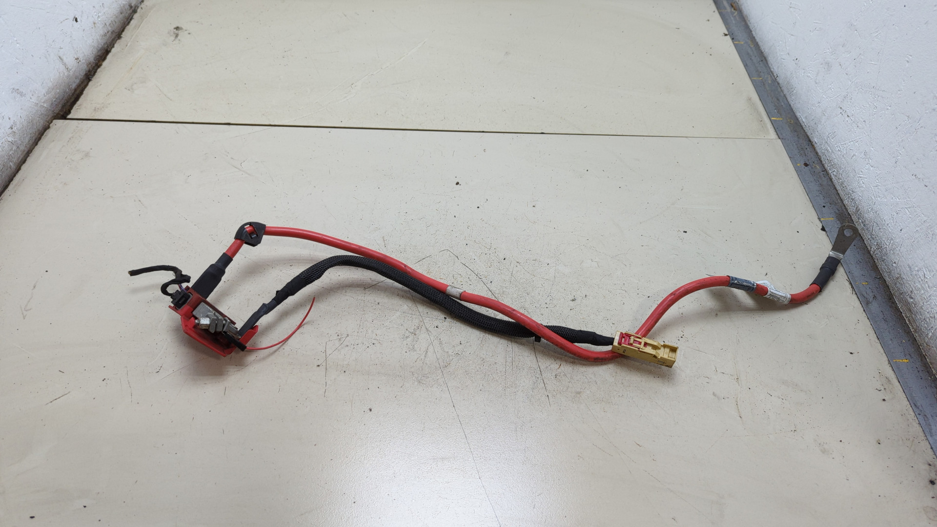 Провод высокого напряжения