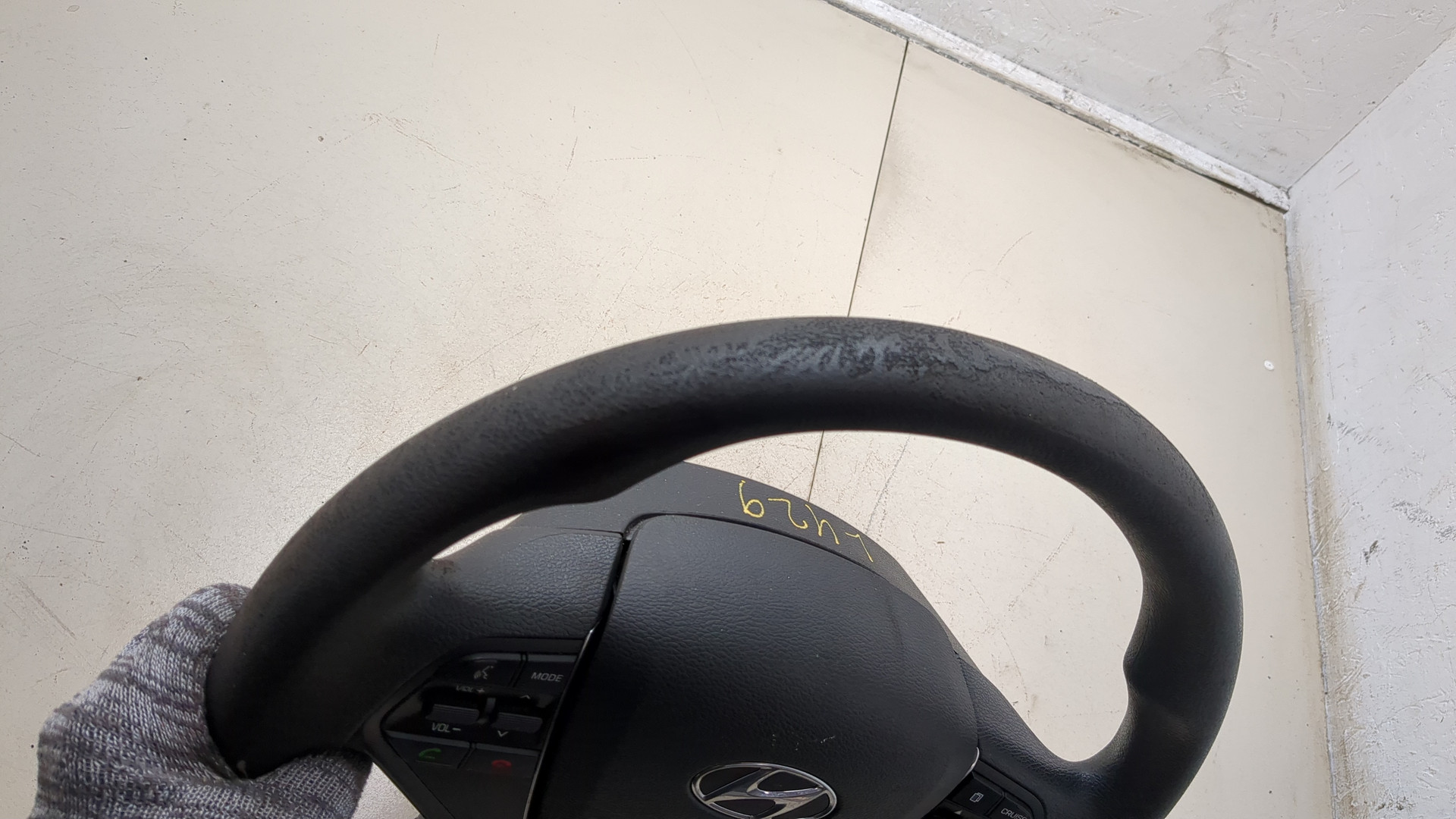 Рулевое колесо (руль)