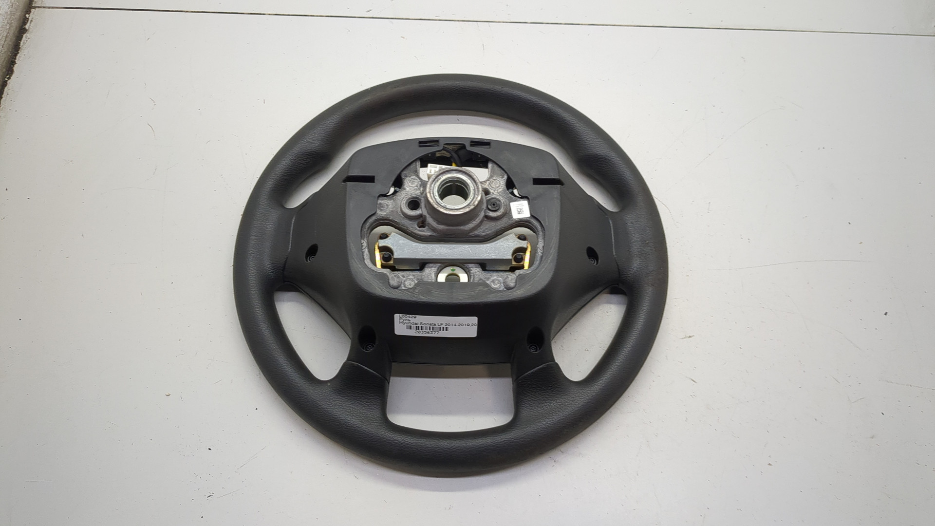 Рулевое колесо (руль)