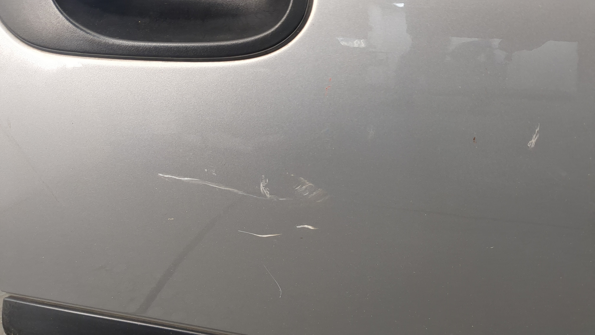 Дверь передняя правая