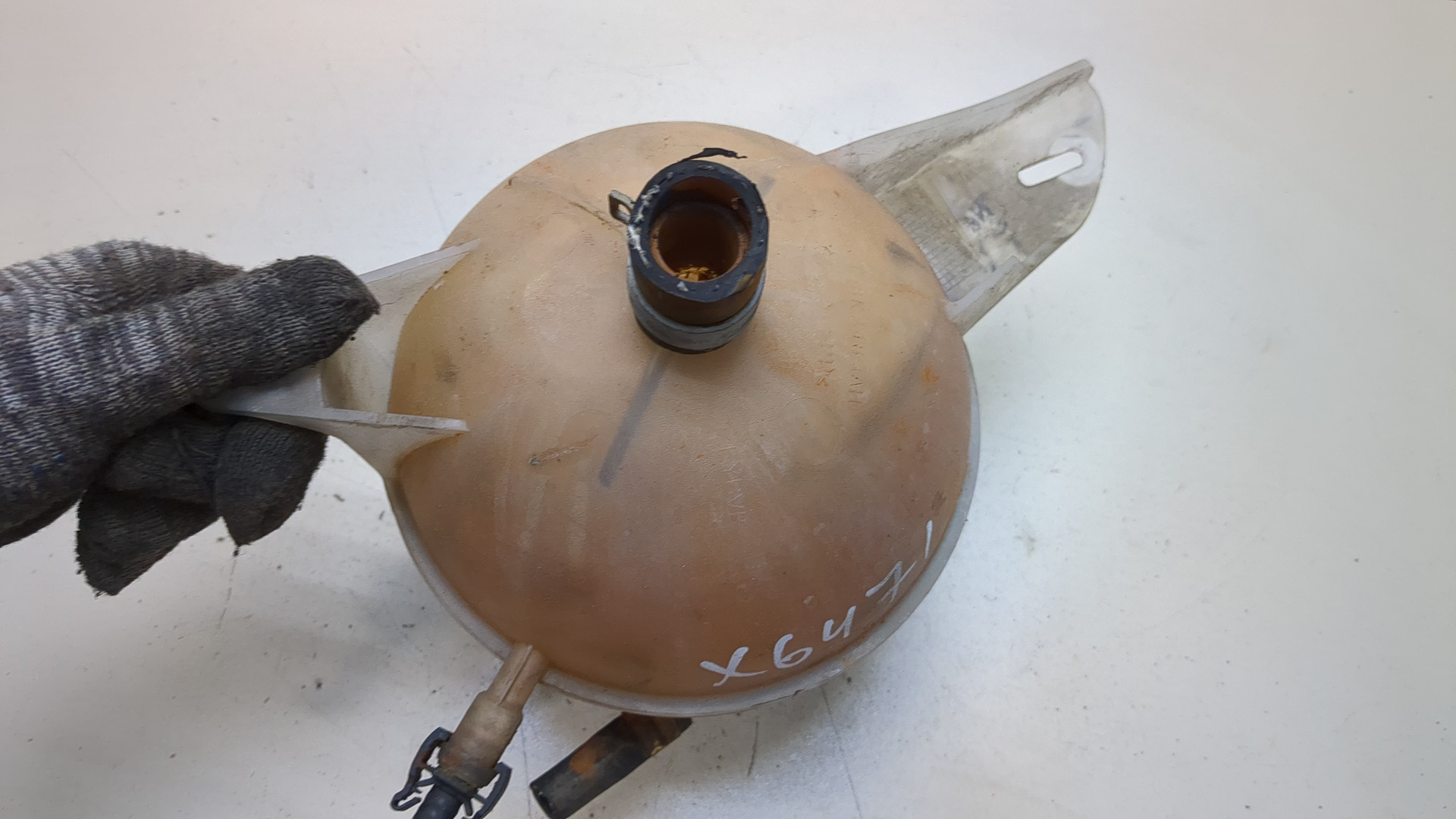 Бачок расширительный